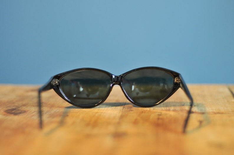 Lunettes de soleil Boko années 90 lunettes noires lunettes féminines à porter pour se protéger des rayons du soleil et mieux voir cadeau fun image 4