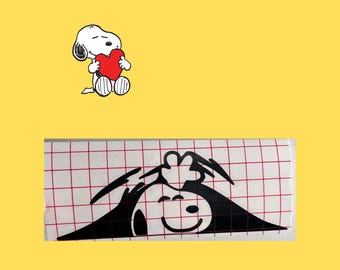 Peek a boo Snoopy decal