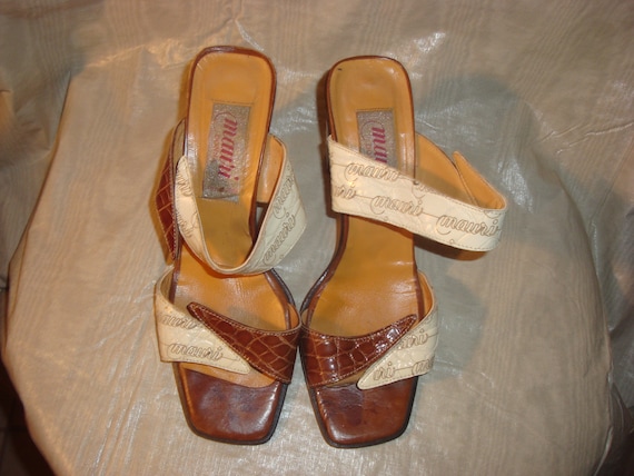 mauri alligator sandals