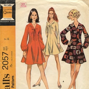 Vintage 1969 McCall&#39;s Sewing Pattern Mod Dress Junior Size 7 Complete!