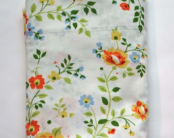 Vintage 1970s Floral Twin Flat Sheet, JC Penney Fashion Manor