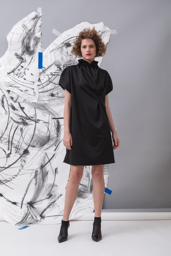 long black sleeve maxi dress Sleeves With Slit Crafted from a comfortable GLS GL3796 Long Mother nav-190 Size:Large (7 to 10 years)