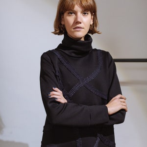 Black Turtleneck Dress: Knee Length Comfy Felpa Casual Dress image 4