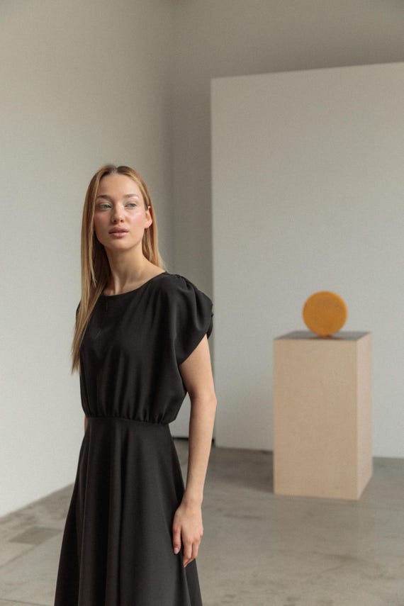 美品！！エレガントなブラックドレス il_fullxfull.6186321293_e2yr.jpg