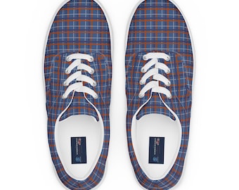 Zapatillas deportivas de cuadros para hombre, ideales para el fin de semana largo.