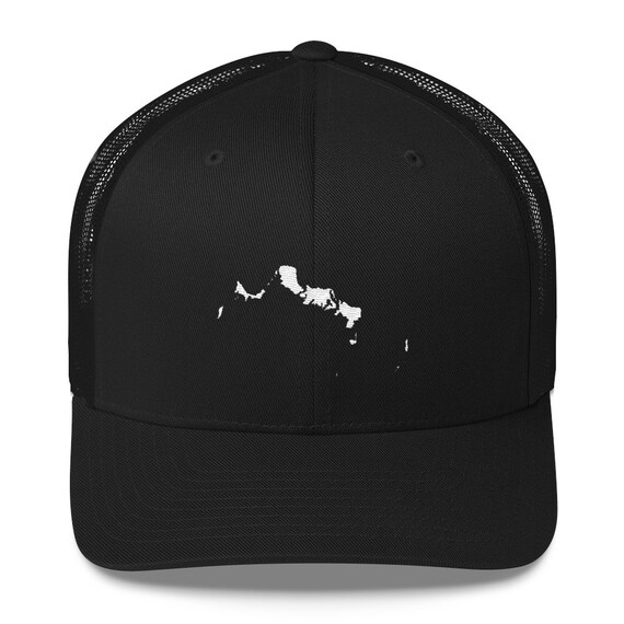 minimalist baseball cap
