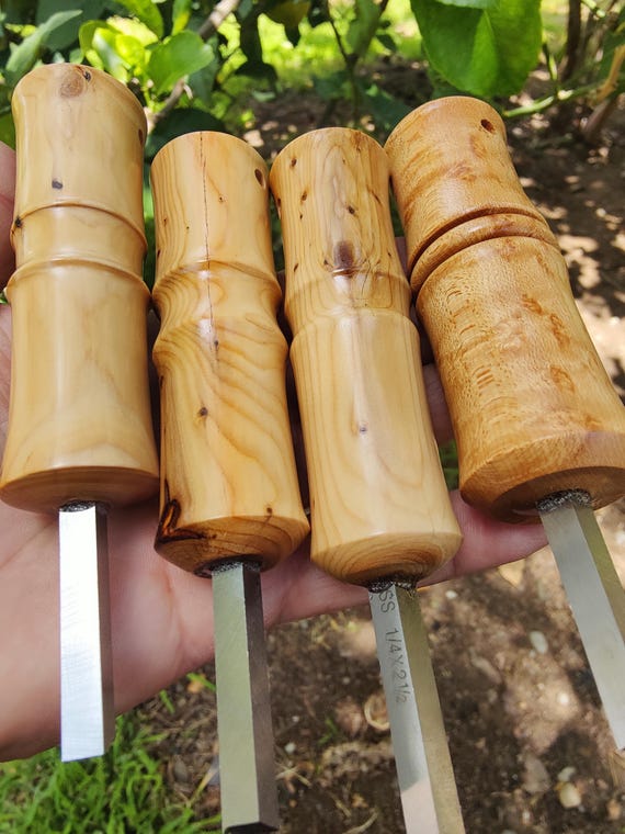 Bushcraft ferrocerium striker ferro rod scraper high speed steel firesteel scraper. Pacific yew wood, birds eye maple
