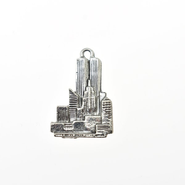 World trade center charm in antique silver pewter.  NY Skyline Jewelry. World Trade Center. New York. Pewter.