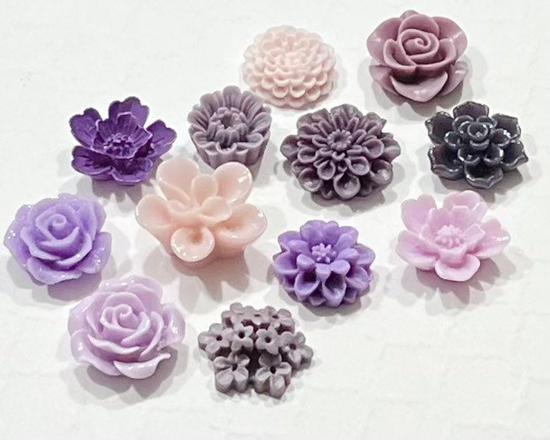 Flower Push Pins or Magnets Set in shades of Purple image 4