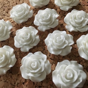 Flower Magnets or Push Pins - White Roses - stocking stuffer, dorm decor, hostess gift, weddings, bridal shower, baby shower, gift