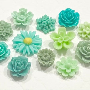 Flower Push Pins or Magnets Set in Shades of Green & Teal - Etsy