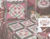 Patchwork Quilt Patterns Square Pillow Bed Caddy Flower Design Triangle Blocks Simplicity Quilt Block Club Craft Sewing Pattern 9312 Uncut