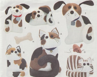 Animal Patterns Soft Stuffed Fabric Cats & Dogs Approx 13" to 5" Tall Pets Tiny Toy Mouse and Bone Butterick Craft Sewing Pattern 3471 Uncut