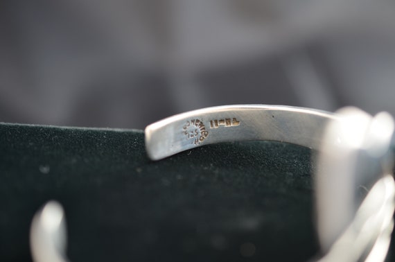 Unique sterling silver cuff bracelet with cutouts… - image 7