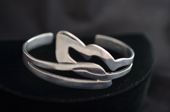 Unique sterling silver cuff bracelet with cutouts… - image 6