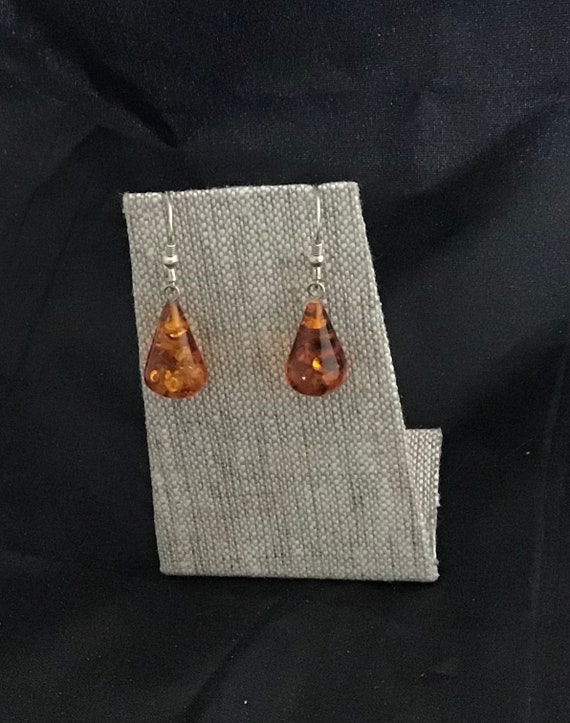 Sparkly amber colored tear shaped drop earrings