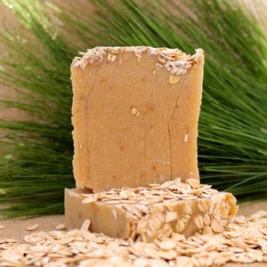 Organic Handmade Oatmeal Soap, Non Vegan, Goats Milk, Honey Oatmeal Soap, Natural Soap, Moisturizing, Handmade Soap, Cold Process,Bath Soap