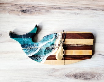 Whale tail charcuterie board - Cheese board - Epoxy board - Resin cheese board - Beach charcuterie board - Beach decor - Beach kitchen decor