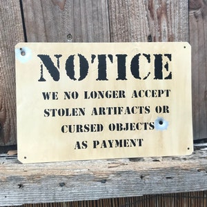 Disney Trader Sam inspiriertes Schild: Verfluchte Objekte