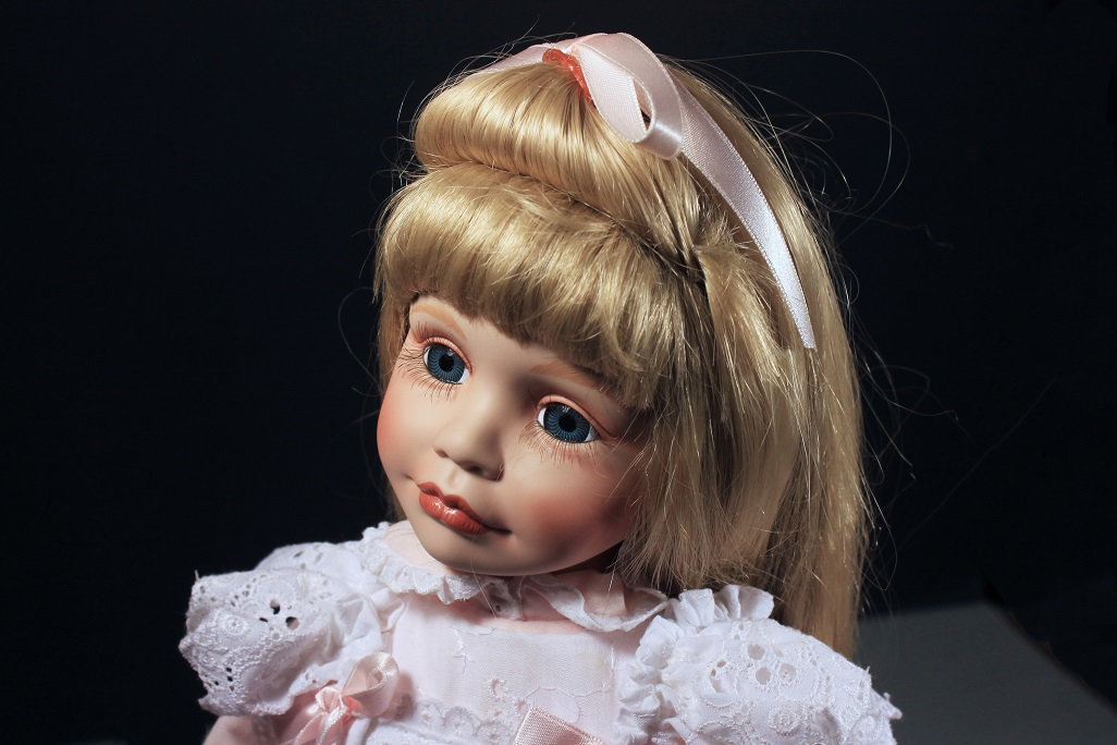 hamilton doll porcelain heritage heather mountainairevintage pink