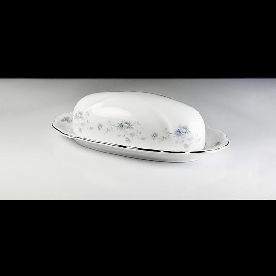 Johann Haviland Blue Garland Covered Butter Dish - Bavaria Germany - Fine China