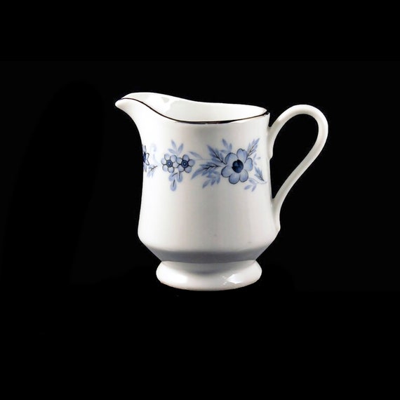 Creamer, Nasco, Champlain, Blue Floral, Platinum Trim, Fine China, Japan