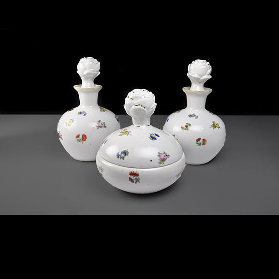 Japanese Vanity Set – Hand-Painted Porcelain Perfume Bottles and Powder Box – Floral Design