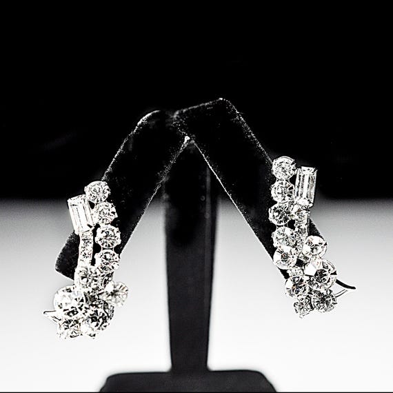 Unsigned Rhinestone Cluster Clip-On Earrings – Sparkling Mid-Century Bridal Glamour