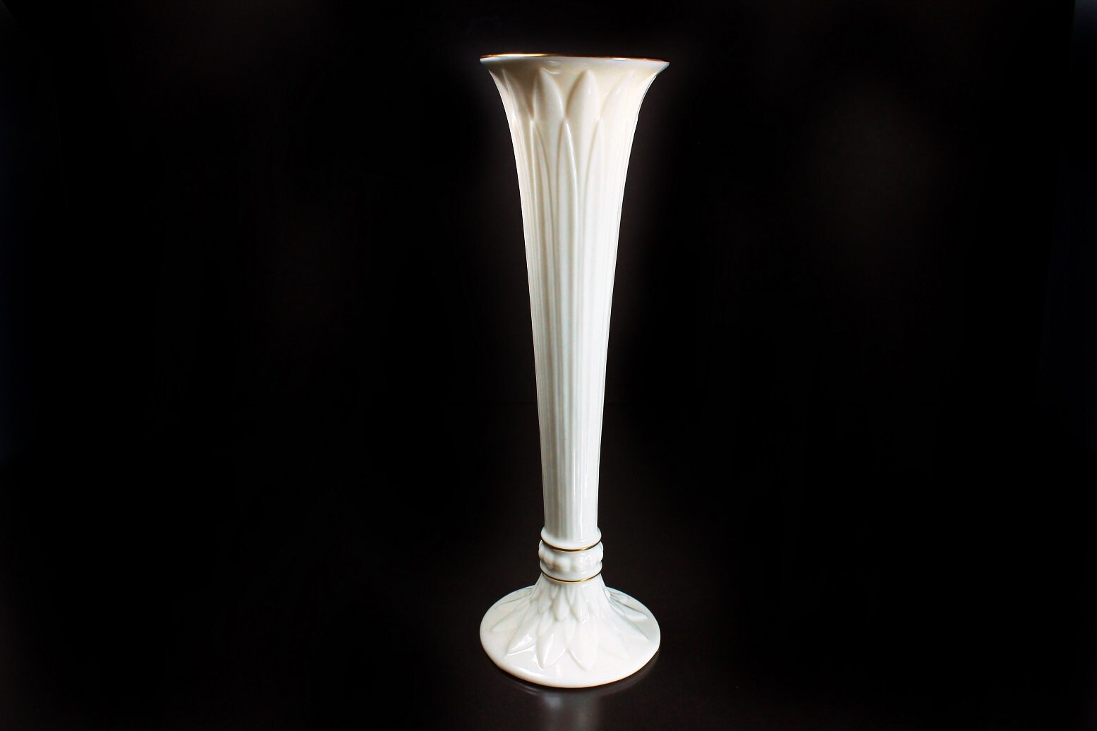 Lenox Bud Vase, Tivoli, Cream Color, Gold Trim, Flower Vase, Embossed