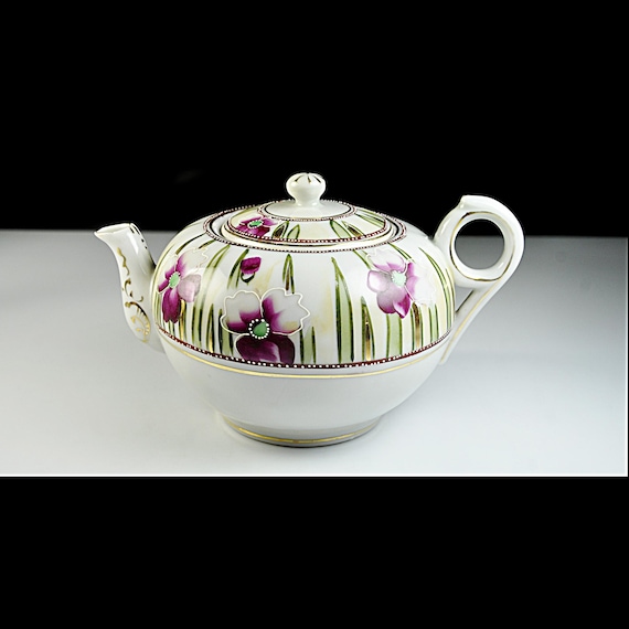 Vintage Japanese Hand Painted Teapot, Floral Moriage Tea Pot, 3 Cup, Art Deco