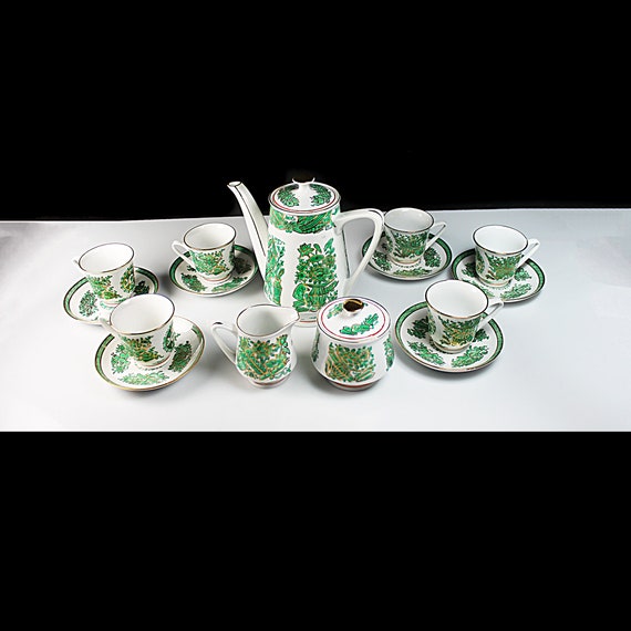 Chinese Coffee Set, Zhongguo Jingdezhen, Andrea Fitzhugh, Teapot, Sugar and Creamer, 6 Demitasse Cups and Saucers, Green and White Porcelain