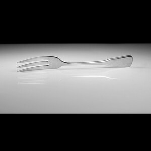 Oneida INDEPENDENCE Deluxe Satin Stainless Flatware – Your Choice Of Pieces