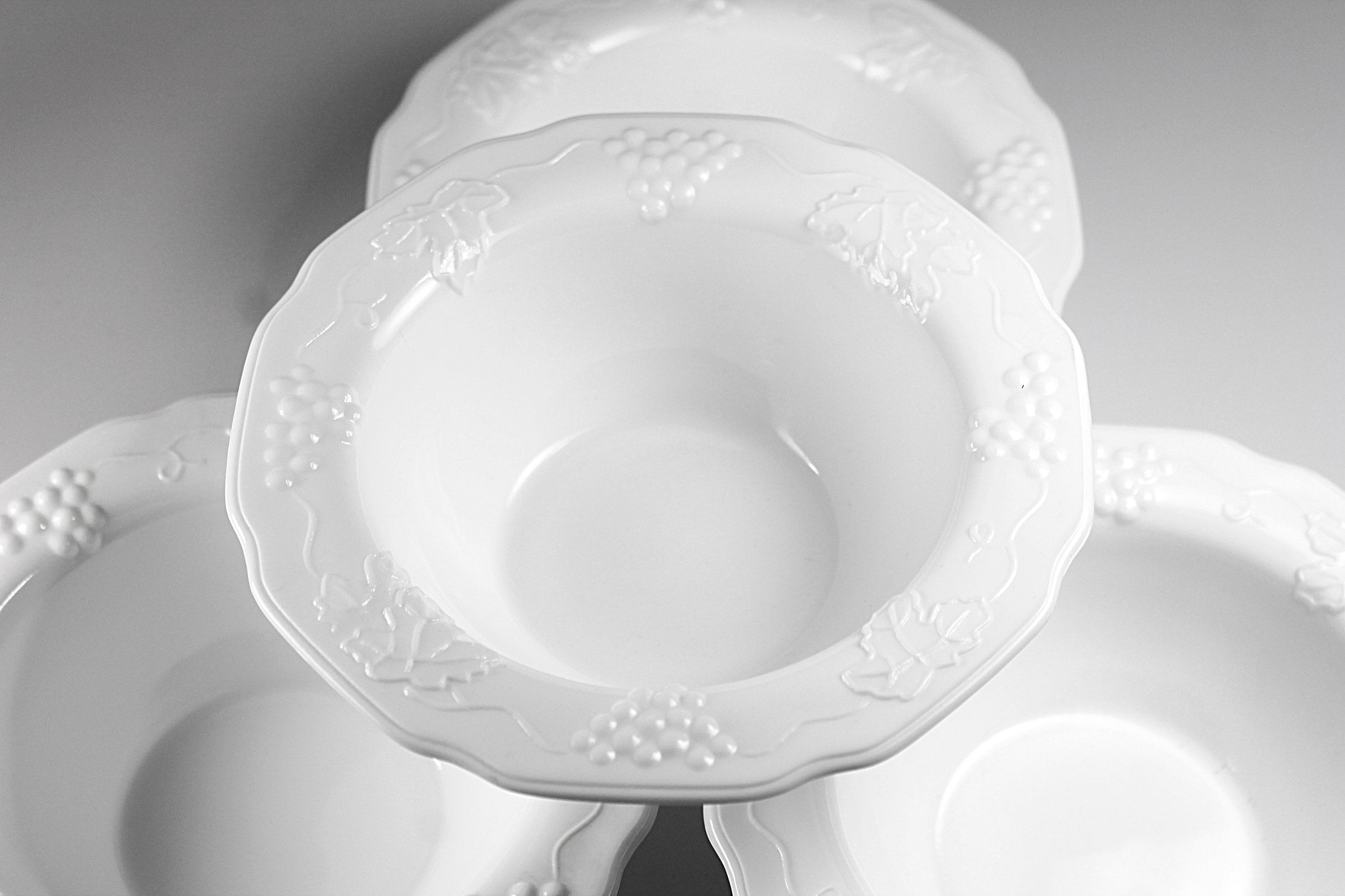 Colony Cereal Bowls, Milk Glass, Harvest Pattern, Set of 4, Hard to Find