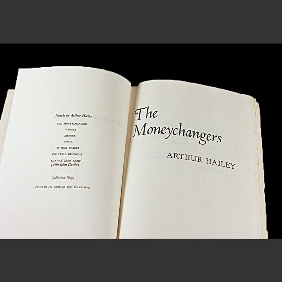 The Moneychangers, Arthur Hailey, Book Club Edition, 1975 Copyright, Novel, Suspense, Fiction, Hardcover Book