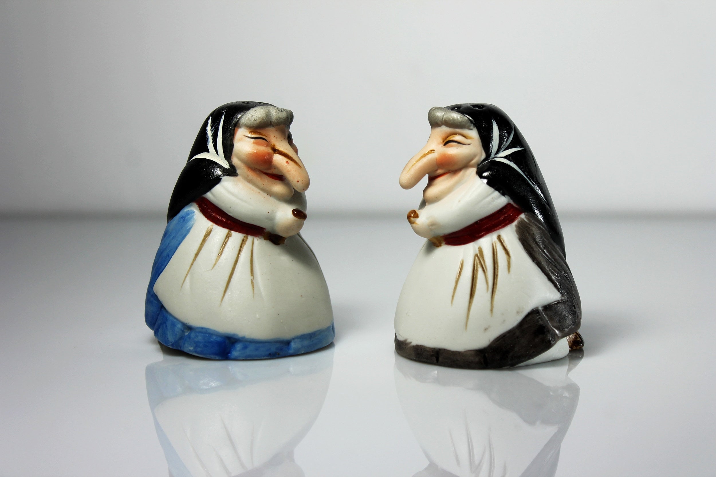 Witch Salt and Pepper Shakers, Kitchen Witches, Bisque Porcelain, Hand