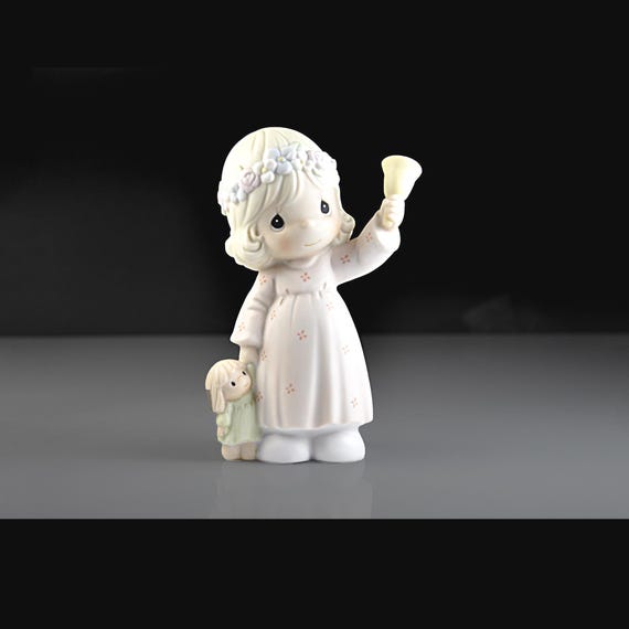 Precious Moments Ring Out The Good News Figurine, 1993 Nativity Series, Enesco