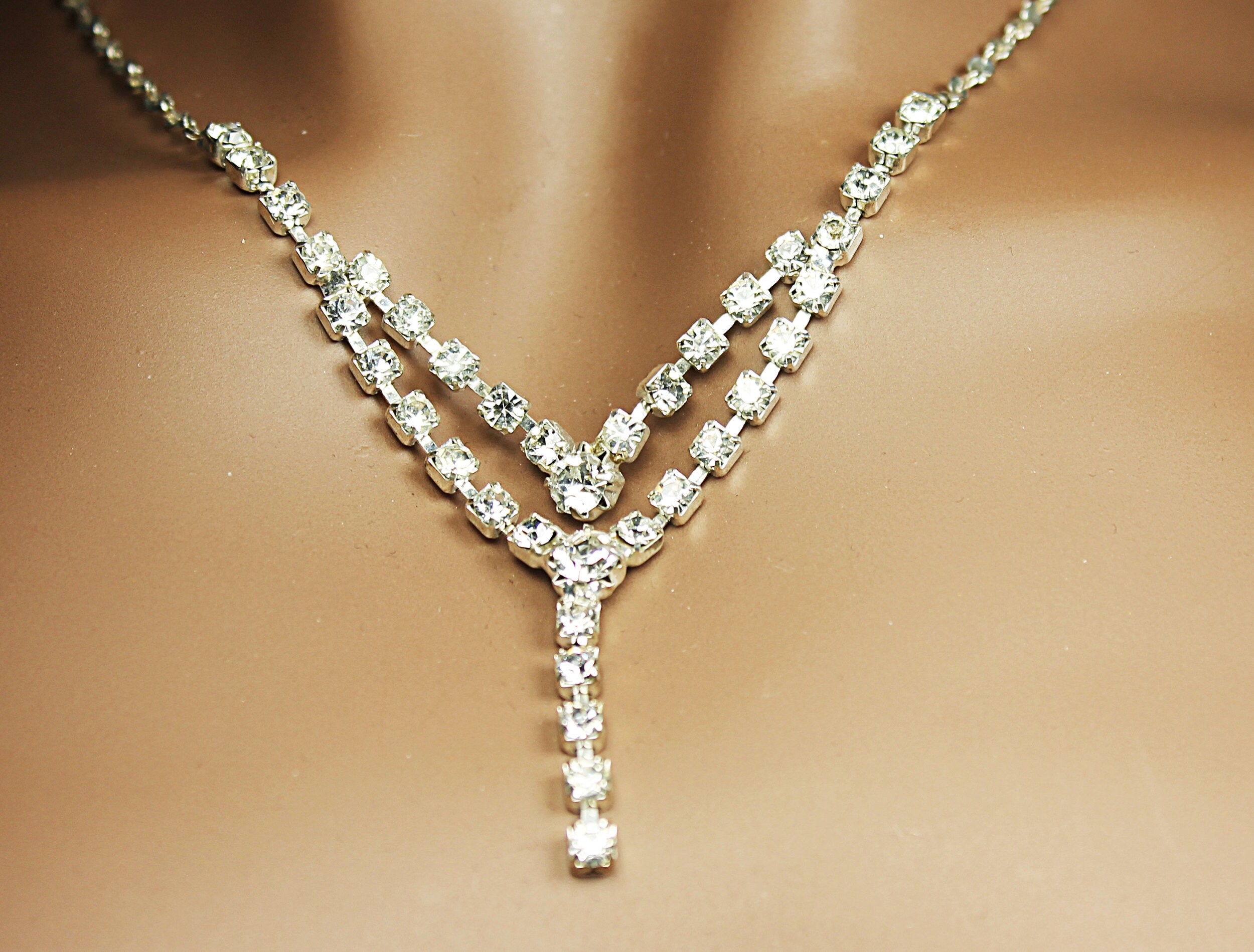 Clear Rhinestone Y Necklace, Dangle Necklace, Costume Jewelry, Silver Tone