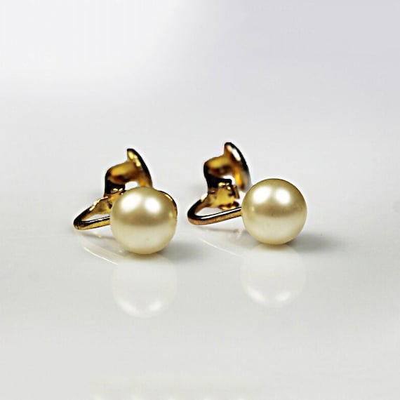 Faux Pearl Clip-On Earrings, Gold Tone, Costume Jewelry, Unsigned, Fashion Jewelry, Woman's Gift