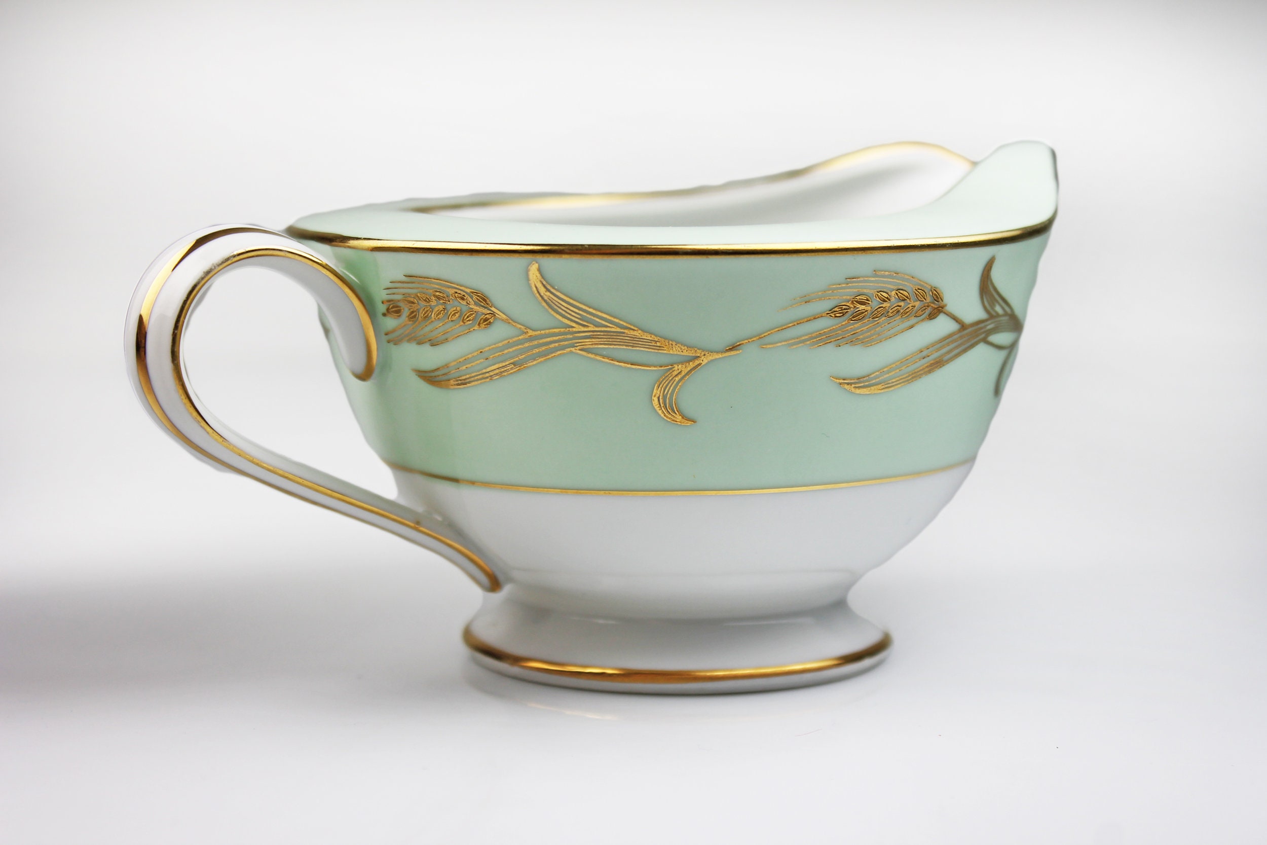 Noritake Creamer, Alice Pattern, Fine China, Wheat Pattern, Gold Trim