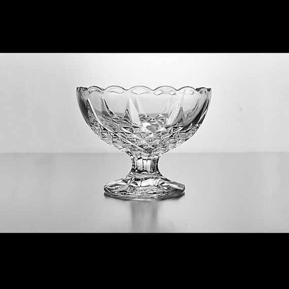 Cristal d'Arques Longchamp Dessert Bowl – French Lead Crystal, 1978, 3 Inches Tall, Elegant Single Dish