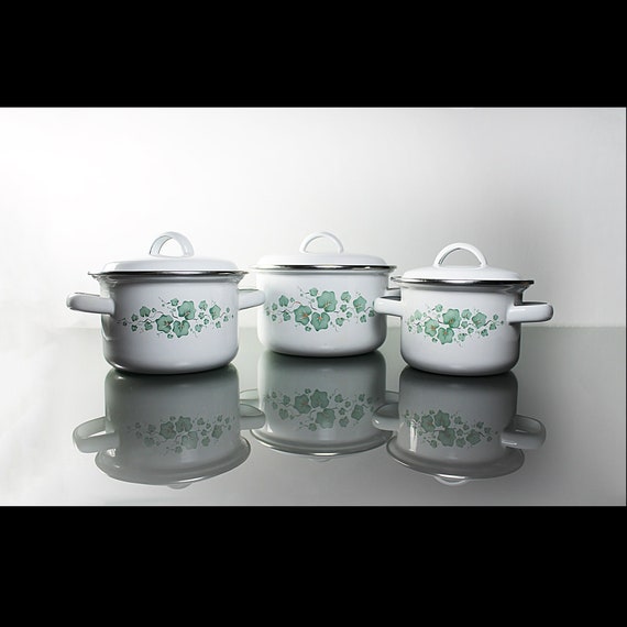 Enamel Cookware, Corning Corelle, Callaway, Ivy Pattern, Set of 3, 1Quart, 1.5 Quart, 2 Quart