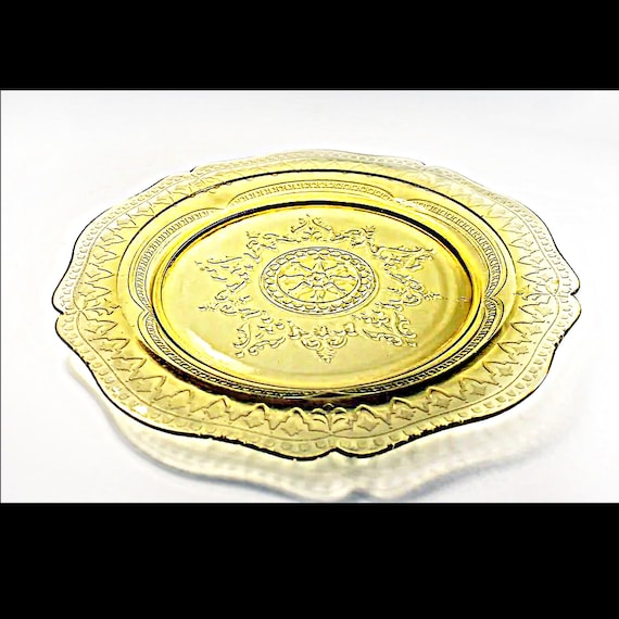 Dinner Plate, Federal Glass, Patrician Spoke, Amber, Depression Glass, Serving Plate