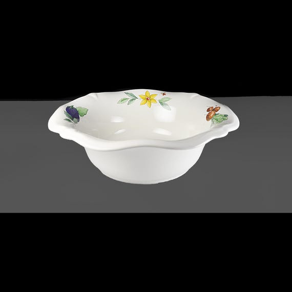 Pfaltzgraff Summer Garden 10 Inch Vegetable Serving Bowl | Discontinued Pattern (1995–1999)