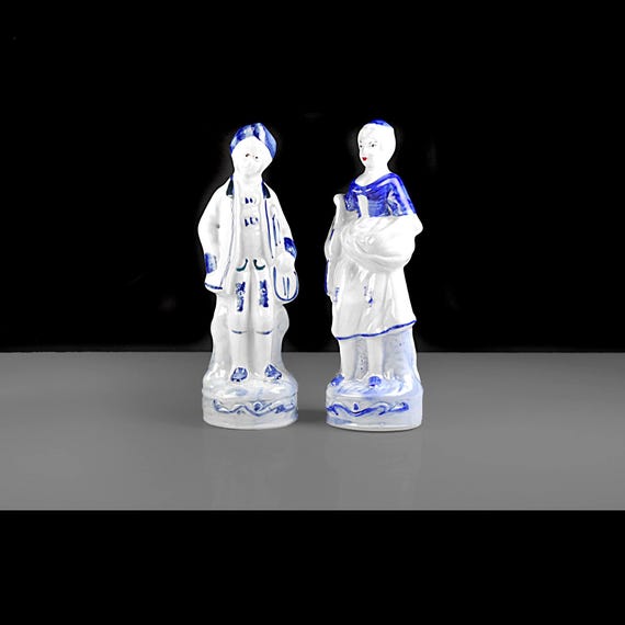 Blue and White Porcelain Figurine Pair – Man and Woman – 7 Inch Decorative Figures – Mid-Century Shelf Decor