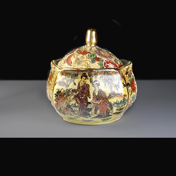 Vintage Japanese Satsuma Style Biscuit Jar, Moriage Covered Jar With Geisha Scenes