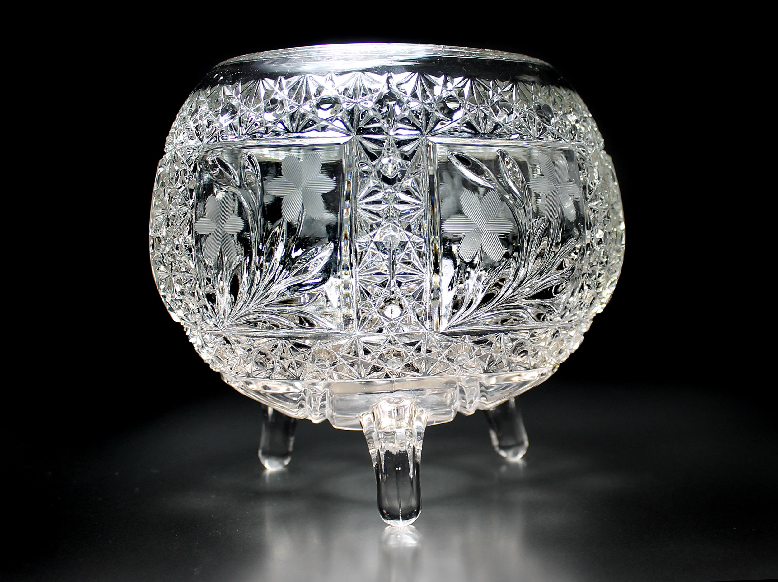 EAPG Rose Bowl McKee Glass Snappy Clear Three Footed Bowl Cut eapg-rose-bowl-mckee-glass-snappy-clear-three-footed-bowl-cut