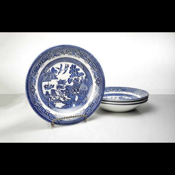 Churchill Blue Willow Soup Bowls – 8 Inch – Staffordshire England – Excellent Condition - Set of 4