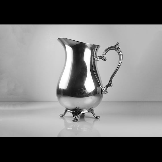 International Silver Footed Water Pitcher with Ice Lip - Mid-Century 64-ounce Silver Plate