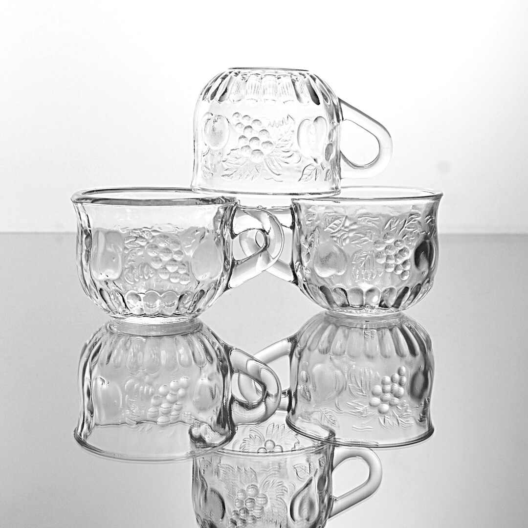 Jeannette Glass Punch Cups – Fruit Clear Pattern – Set of 3 - Mid