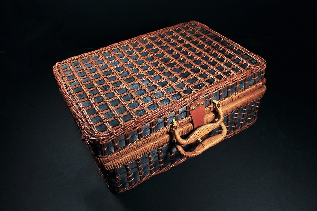 Wicker Rattan Picnic Basket, Suitcase Style, Gingham Lined